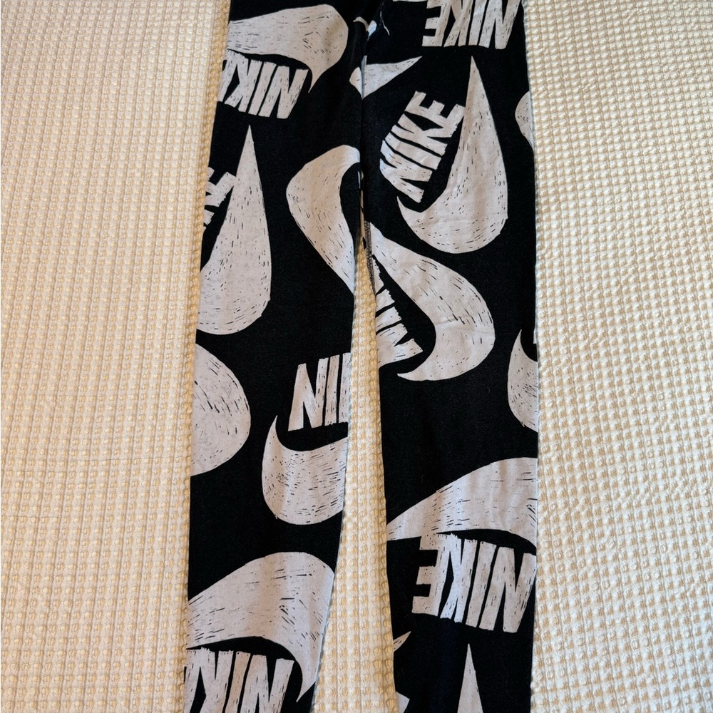 Nike Black and White Leggings